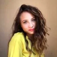 Celeste, babysitter à Cannes