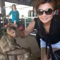 Ravann, babysitter à Paris