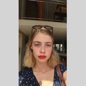 Camille, babysitter à Paris