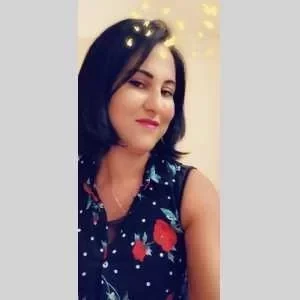 Emma , babysitter à Paris