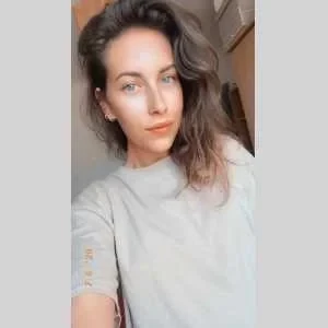 Melissa , babysitter à Paris