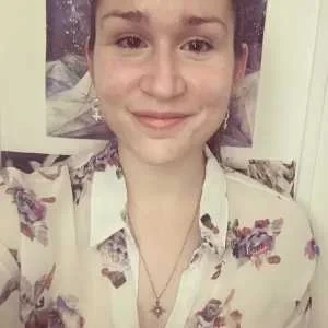 Alice, babysitter à Paris