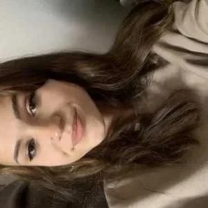 Chloe, babysitter à Paris