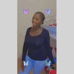 Fatoumata , babysitter à Paris