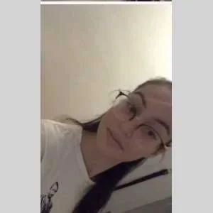 Ines, babysitter à Paris