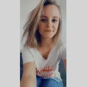 Margot, babysitter à Saint Priest