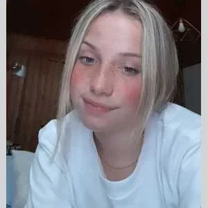 Ambre, babysitter à Saint Priest