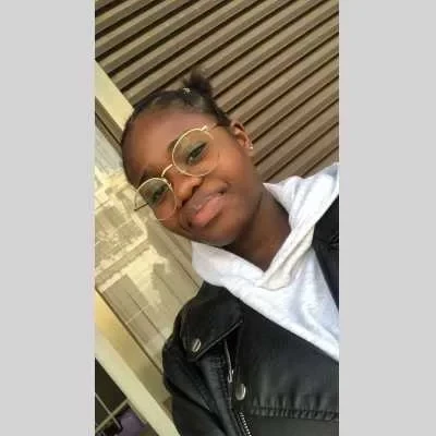 Fatoumata, babysitter à Paris