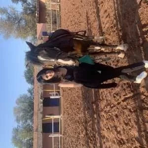 Zineb, babysitter à Paris