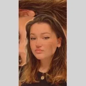 Lilou, babysitter à Marseille