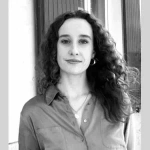 Justine, babysitter à Paris