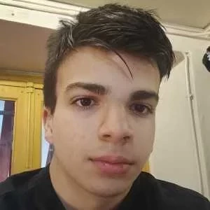 Pierre, babysitter à Paris