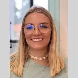 Léa, babysitter à Lyon