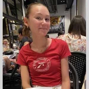 Marie, babysitter à Paris