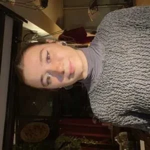 Nour, babysitter à Toulouse