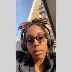 Shirley, babysitter à Clichy