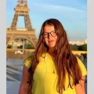 Camila, babysitter à Nanterre