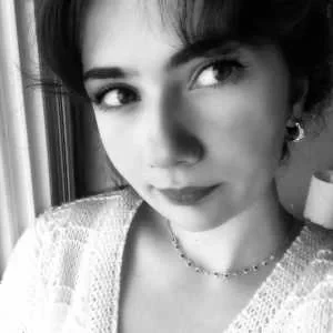 Nia, babysitter à Saint Brieuc