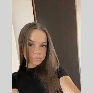 Astrid , babysitter à Lyon