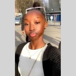 Aminata, babysitter à Paris