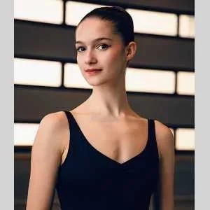 Rose, babysitter à Paris