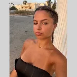 Leana, babysitter à Fontenay sous Bois