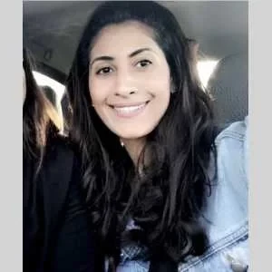 Sara, babysitter à Asnieres sur Seine