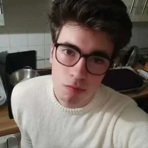 Victor, babysitter à Paris