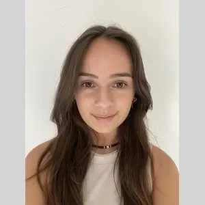 Mélina, babysitter à Toulouse