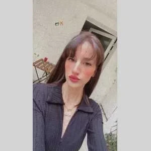 Kenza, babysitter à Marseille