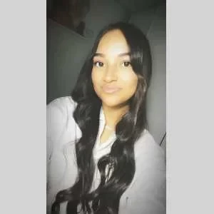 Ines , babysitter à Draguignan