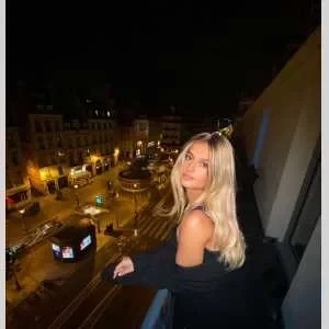 Emma , babysitter à Paris