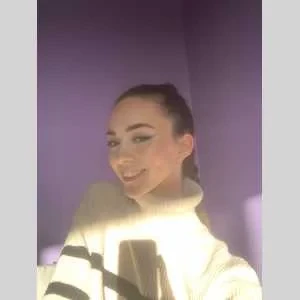 Maely, babysitter à Paris