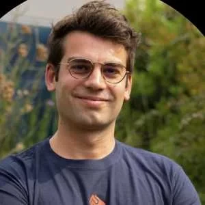 Ludovic, babysitter à Paris