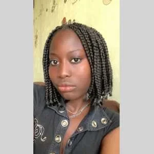 Noldine, babysitter à Dijon