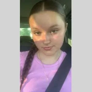 Kelly, babysitter à Draguignan