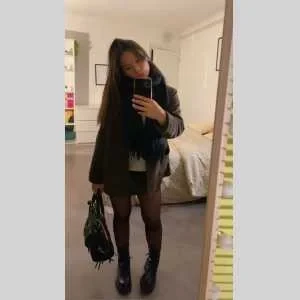 Lynn, babysitter à Pont a Mousson