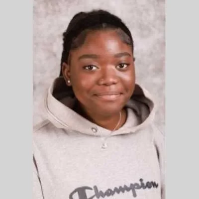 Eliette, babysitter à Pantin