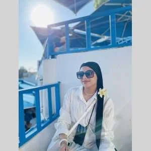 Syrine, babysitter à Lyon