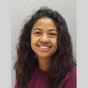 Holy, babysitter à Compiegne