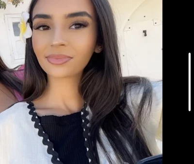 Esra, babysitter à Saint-Priest