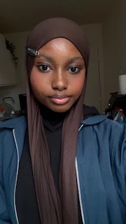 Imane, babysitter à Choisy-le-Roi