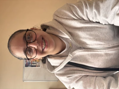 Chaima, babysitter à Paris