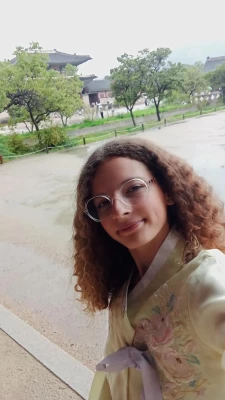 Roxanne, babysitter à Lille