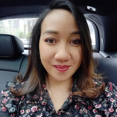 Prisca, babysitter à Montgeron