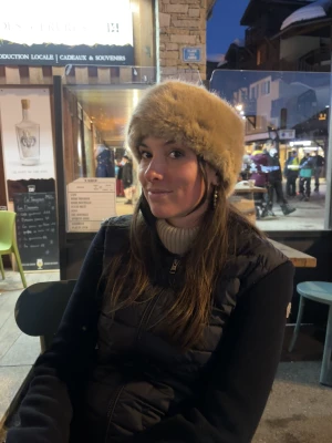 Justine, babysitter à Clermont-Ferrand