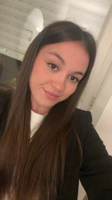 Lola, babysitter à Saint-Maximin-la-Sainte-Baume