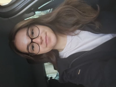 Louna, babysitter à Chazelles-sur-Lyon