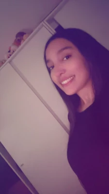 Shelyane, babysitter à Verneuil-sur-Seine