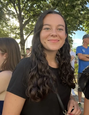 Maëlise, babysitter à Ploërmel